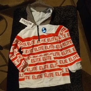 NWT qtr zip lightweight windbreaker